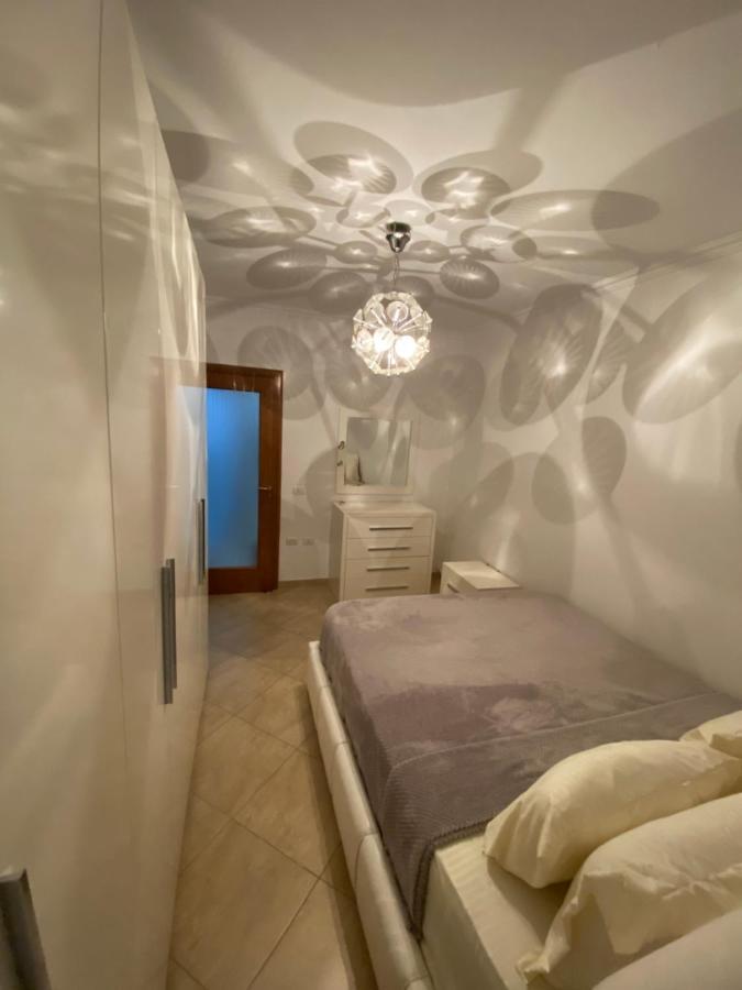 Chlo Apartment 3 Tirana Exterior photo